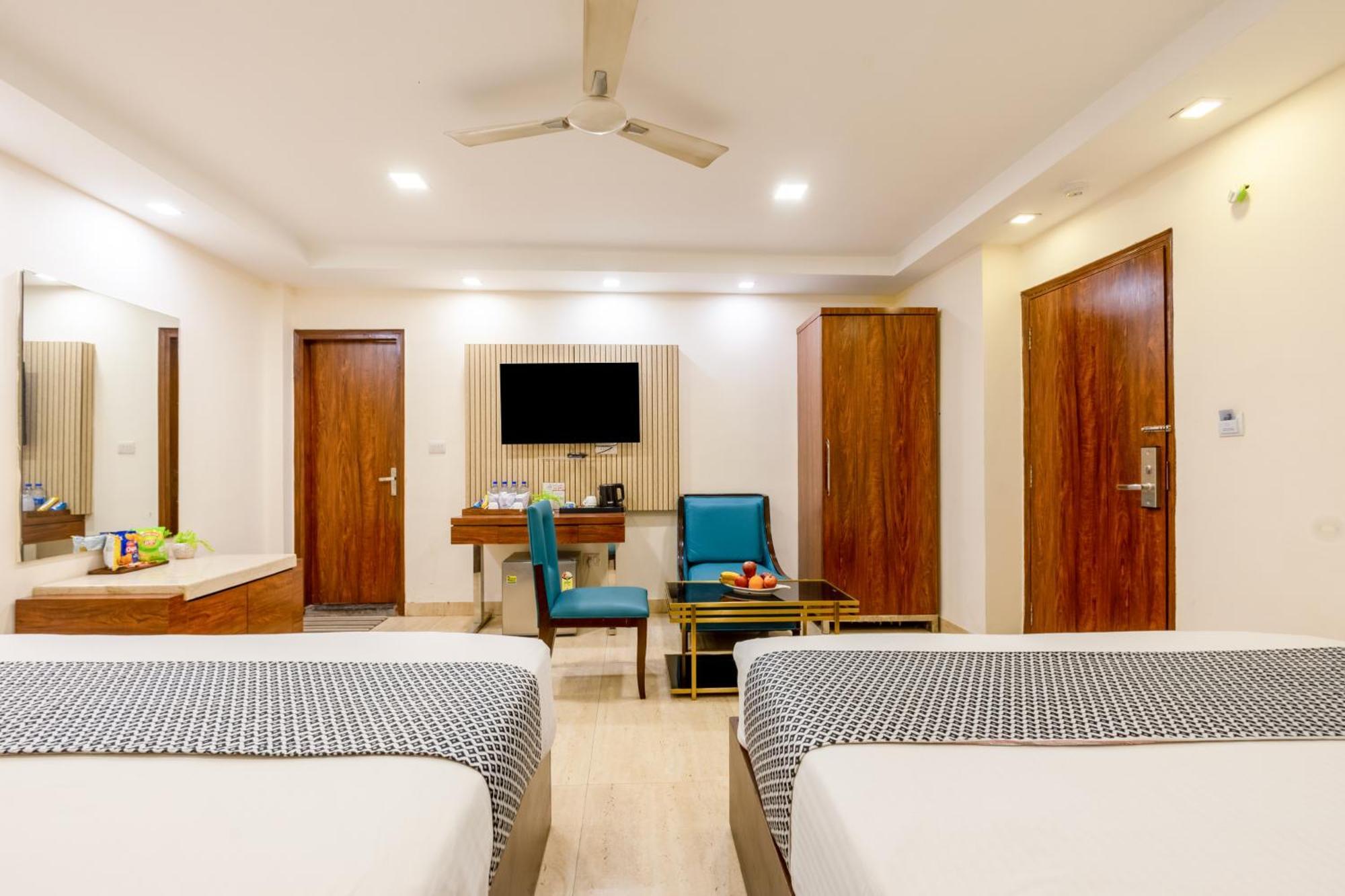 Twin Room City View