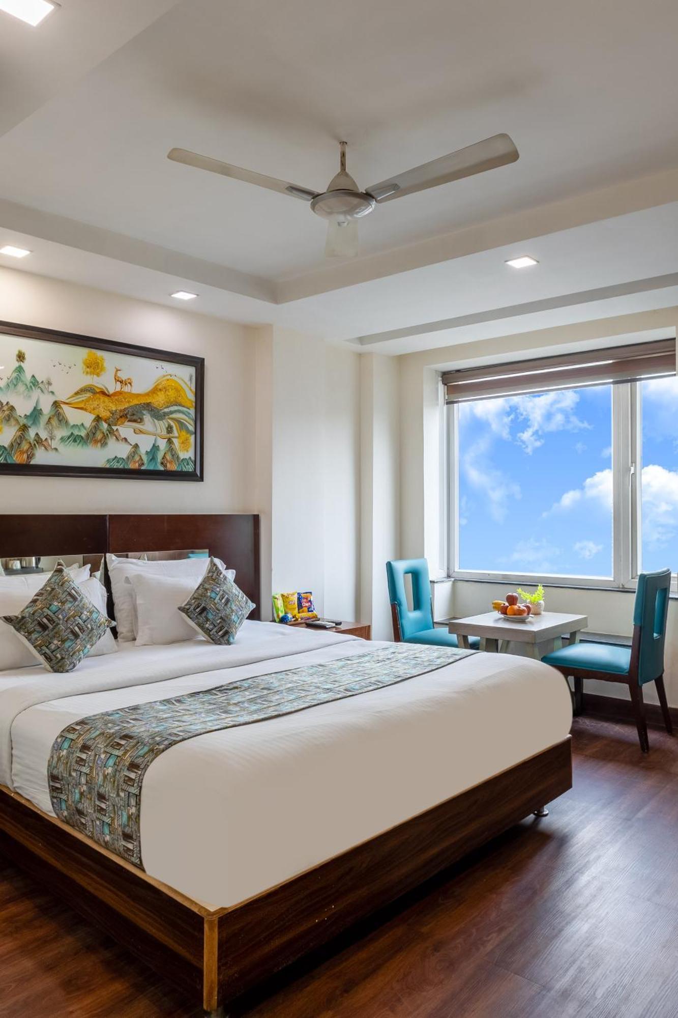 Superior King Room